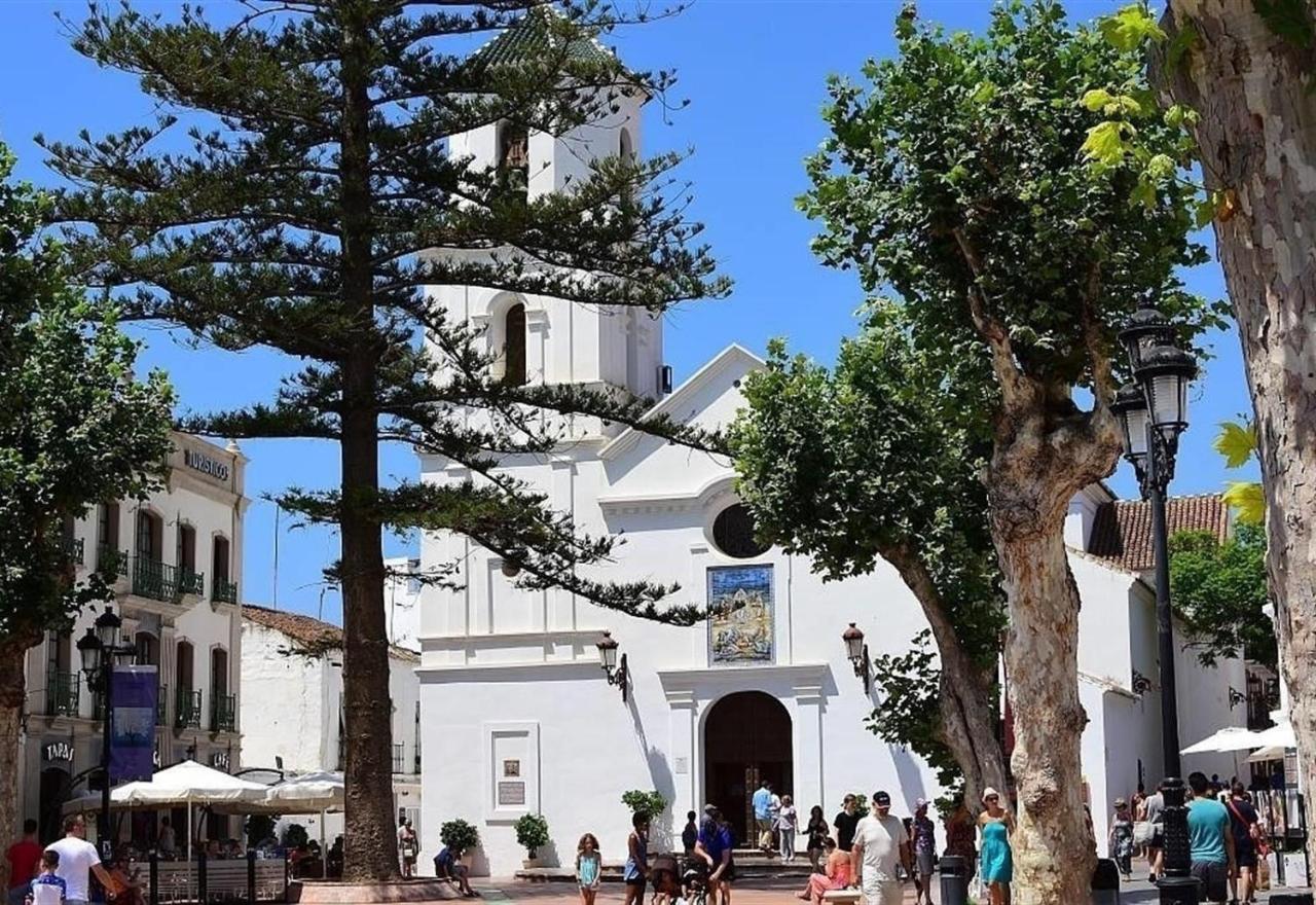 Valparaiso - Burriana Beach Nerja Exterior foto